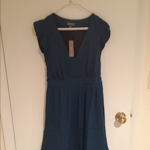 Point Sur V-Neck Ruffle J.Crew Dress - Picture 3 of 6